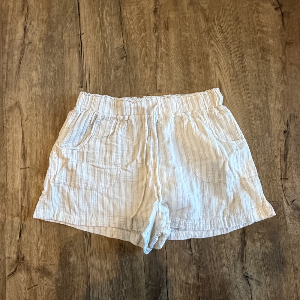 EVER Shorts Womens Large White Striped Gauze Pull On Elastic Waist Casual Summer